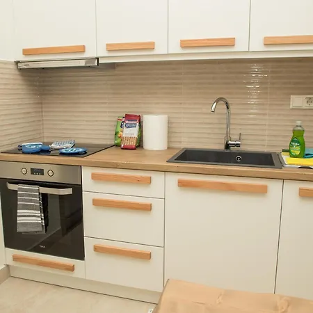 Areti 1 & Areti 2 דירה *